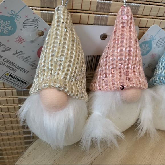 NWT 3 Piece Holiday Gnomes Decorations Ornaments Set - Picture 2 of 4